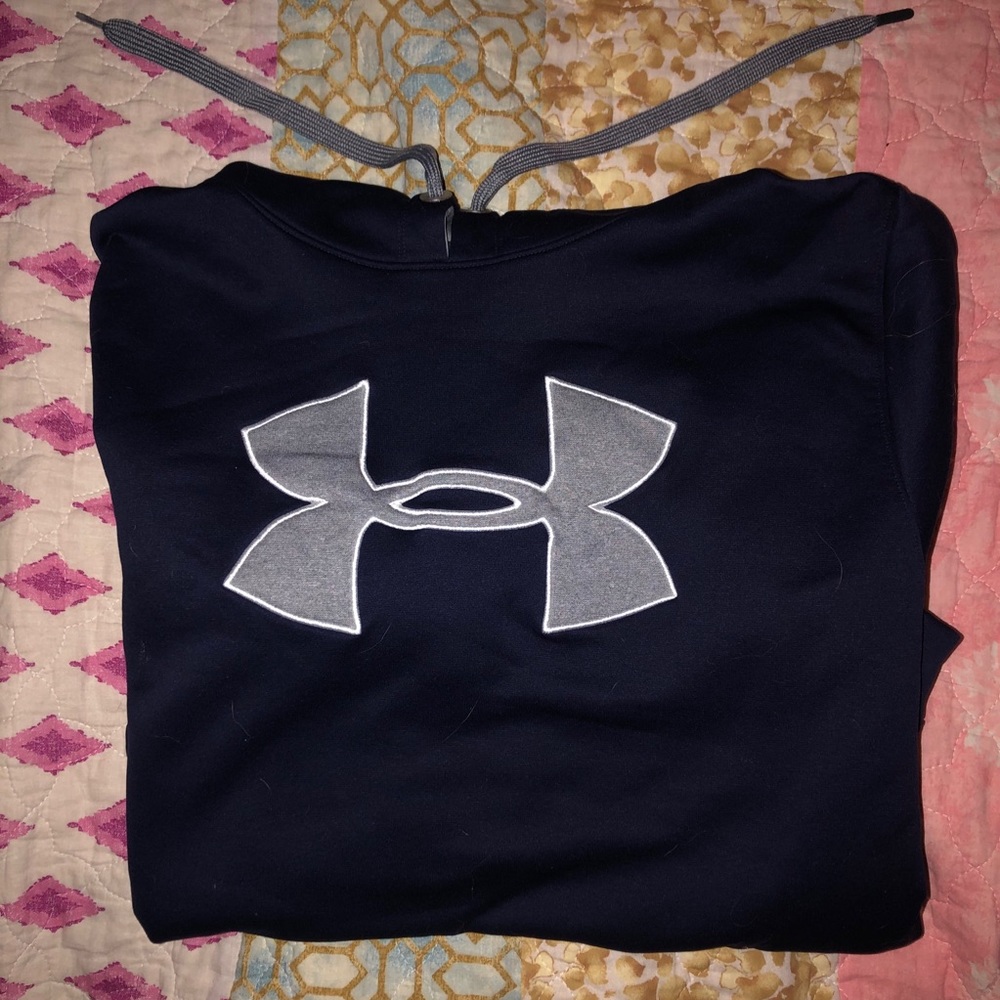 Under Armour Sweatshirt